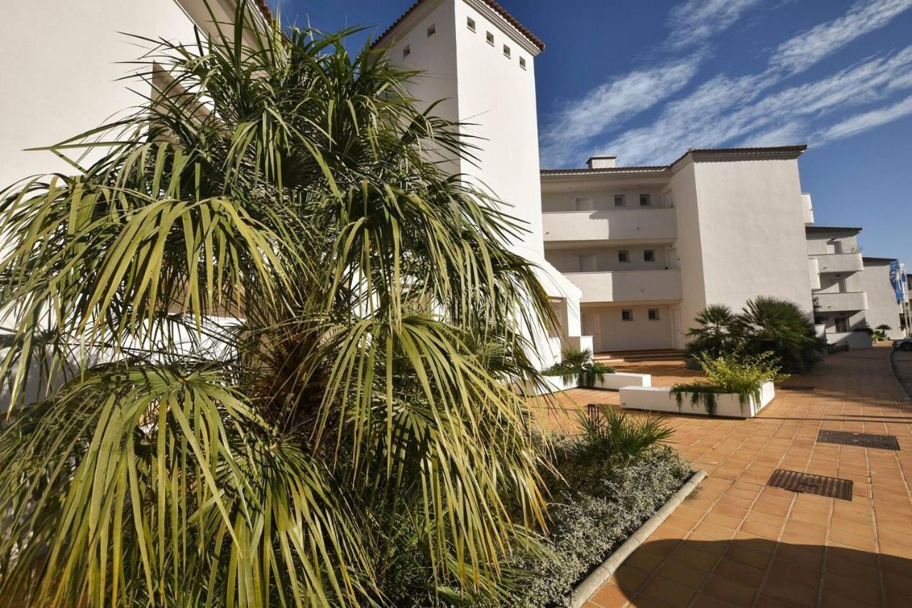 Apartamento 13 Modern Apt For 6 Guest With Shared Pool In Manilva Andalucia Exterior foto